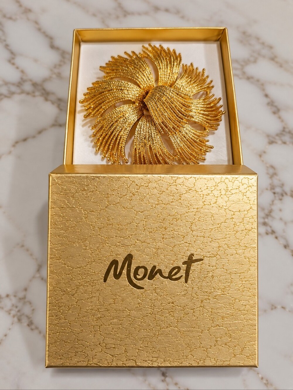 Monet Gold Flower Burst Brooch